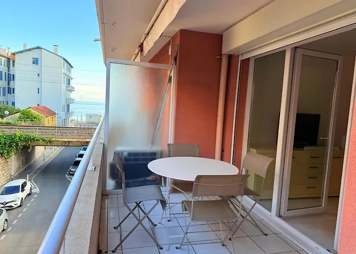 Διαμέρισμα Les 3 Iles 2 Pieces Climatise A 50 M Des Plages Αντίμπ