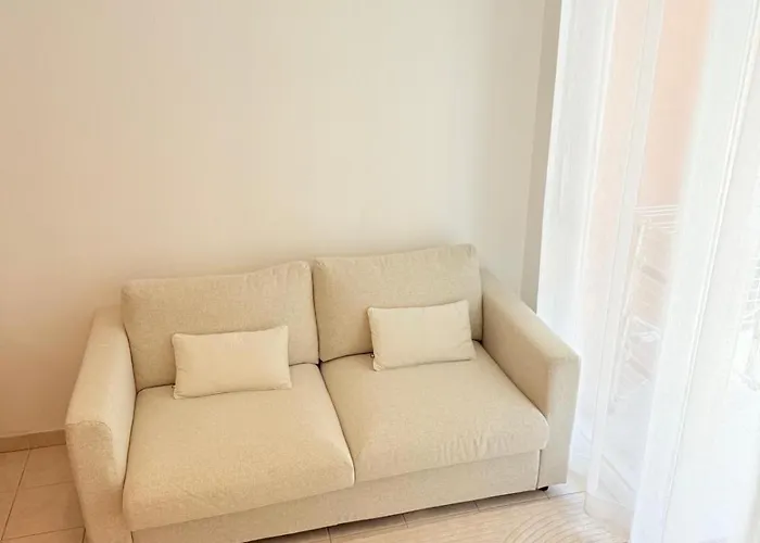 Apartman Les 3 Iles 2 Pieces Climatise A 50 M Des Plages Antibes